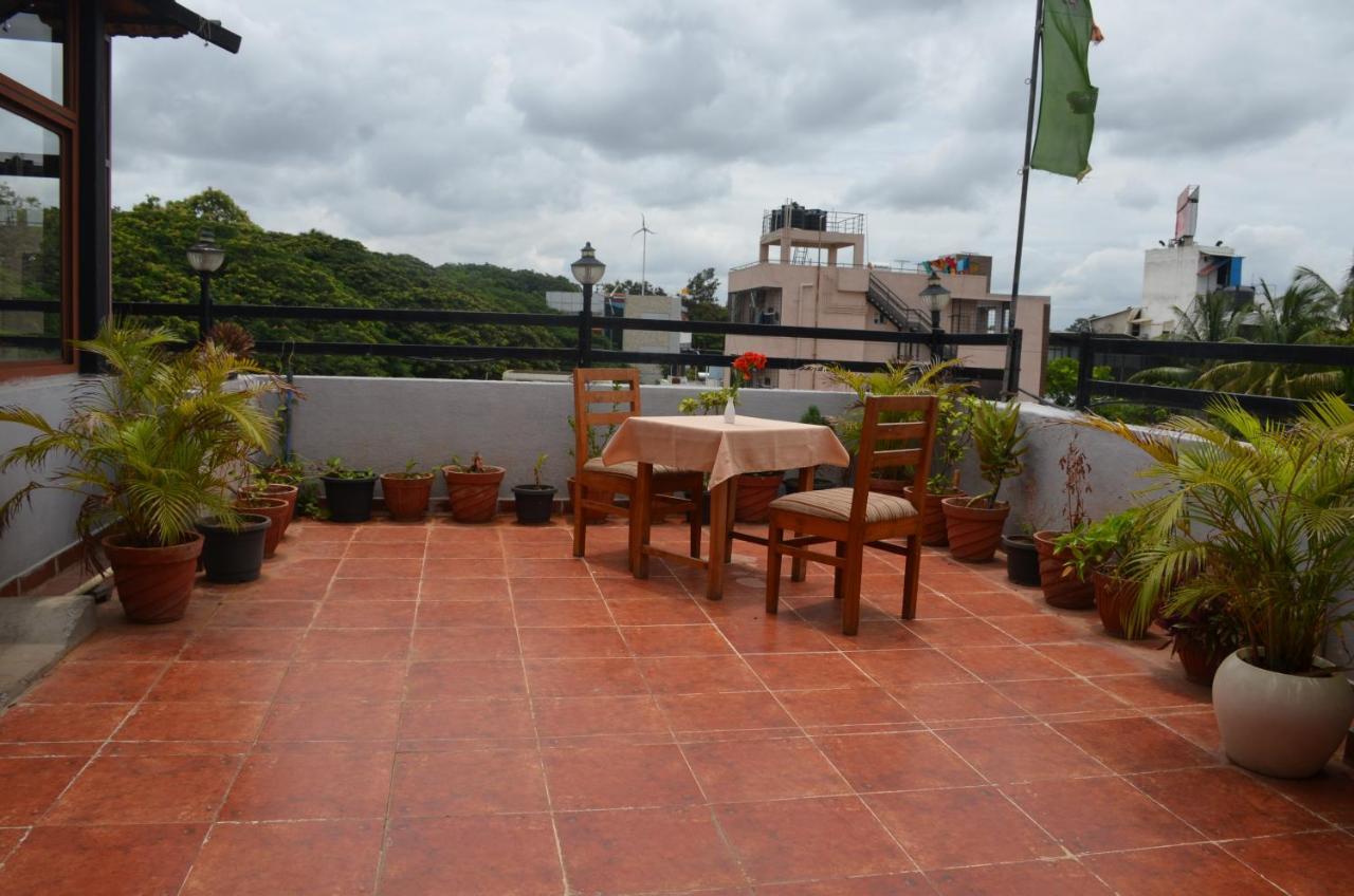 Himalayan Inn Hotel Μπανγκαλόρ Εξωτερικό φωτογραφία